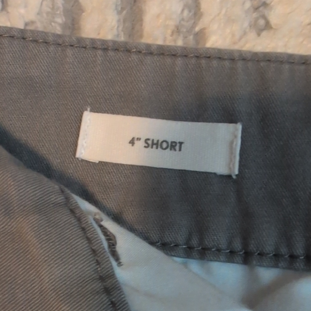 LOFT Grey Women's Shorts - Picture 3 of 4